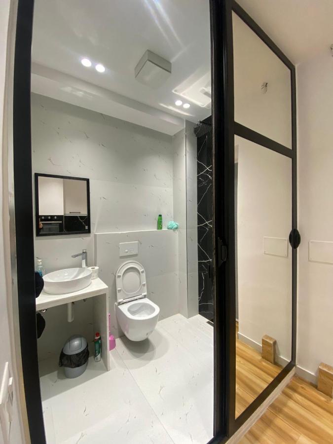 Luxury Apartments Blloku Тирана Екстериор снимка