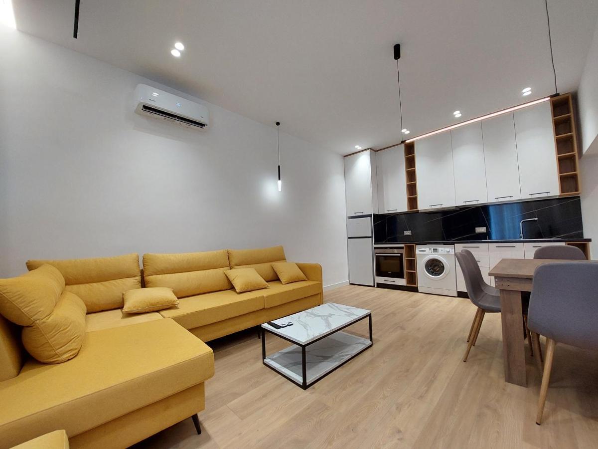 Luxury Apartments Blloku Тирана Екстериор снимка
