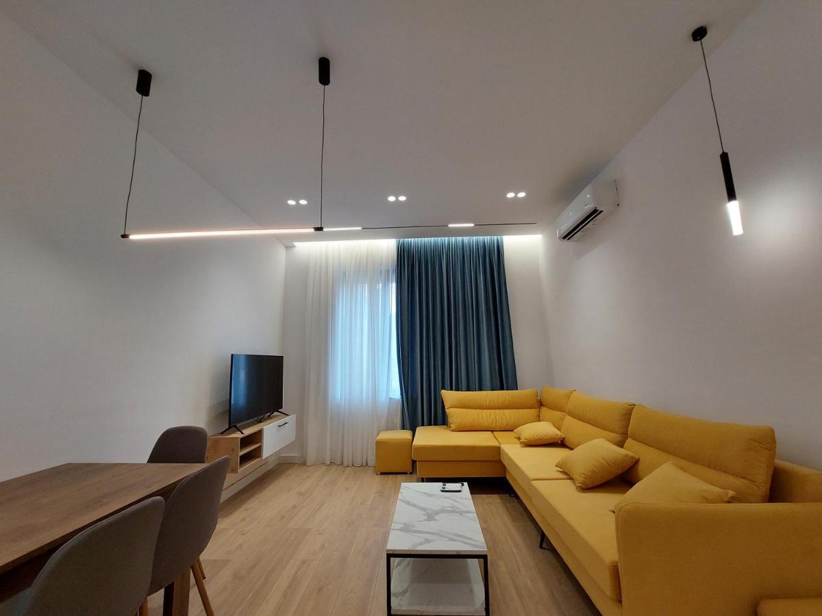 Luxury Apartments Blloku Тирана Екстериор снимка