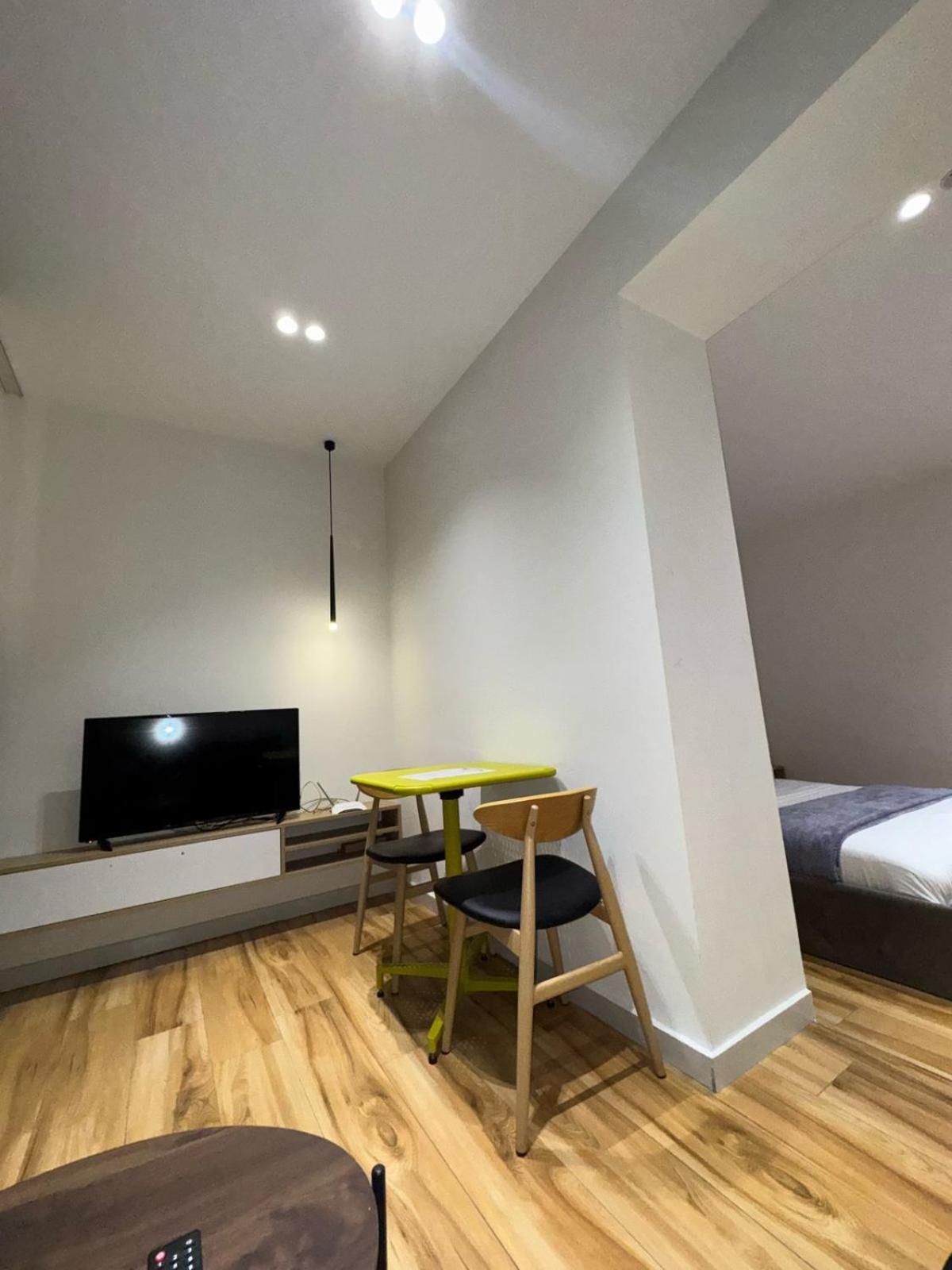 Luxury Apartments Blloku Тирана Екстериор снимка